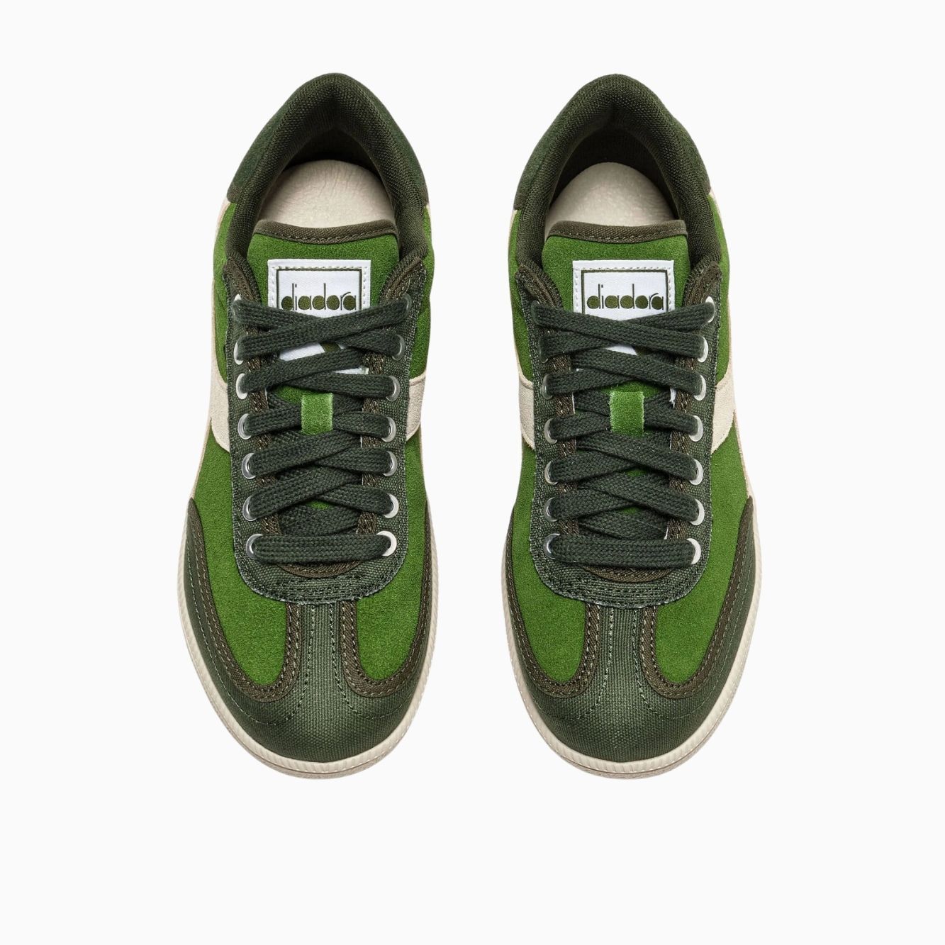 Trainer suede