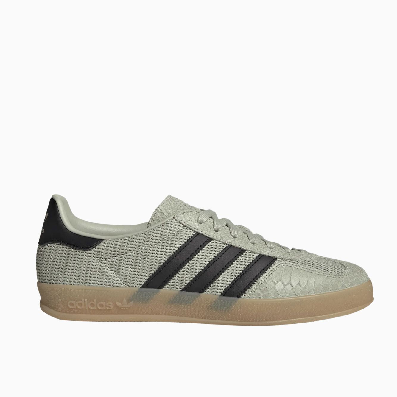 Gazelle Indoor